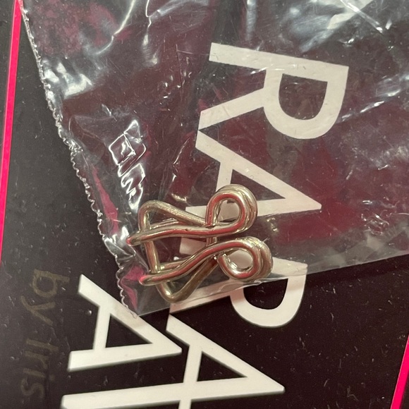 I make you feel my proton, neutron, and electron yo, I be the number one icon - Picture 10 of 10